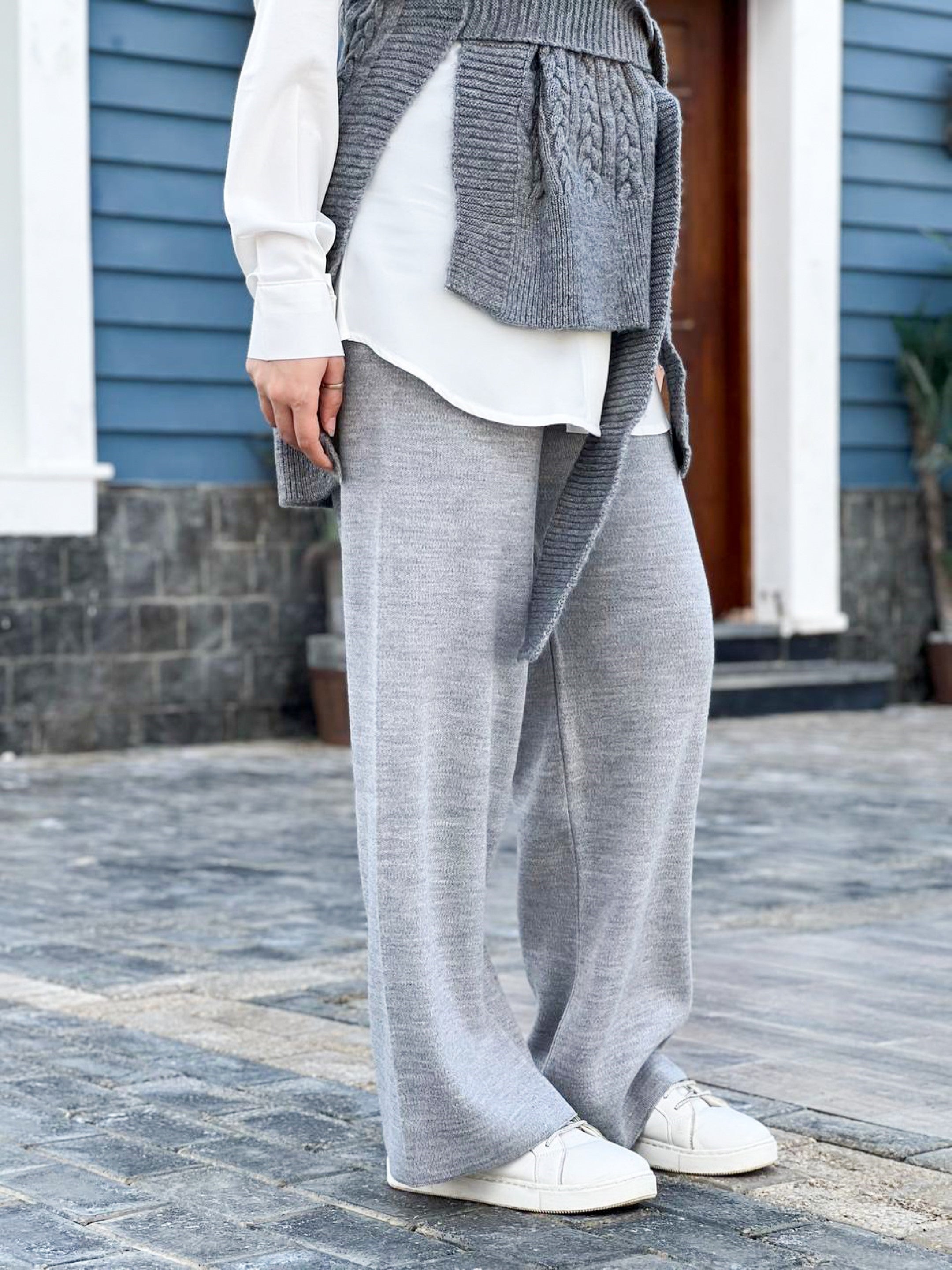 Wool Flow trousers