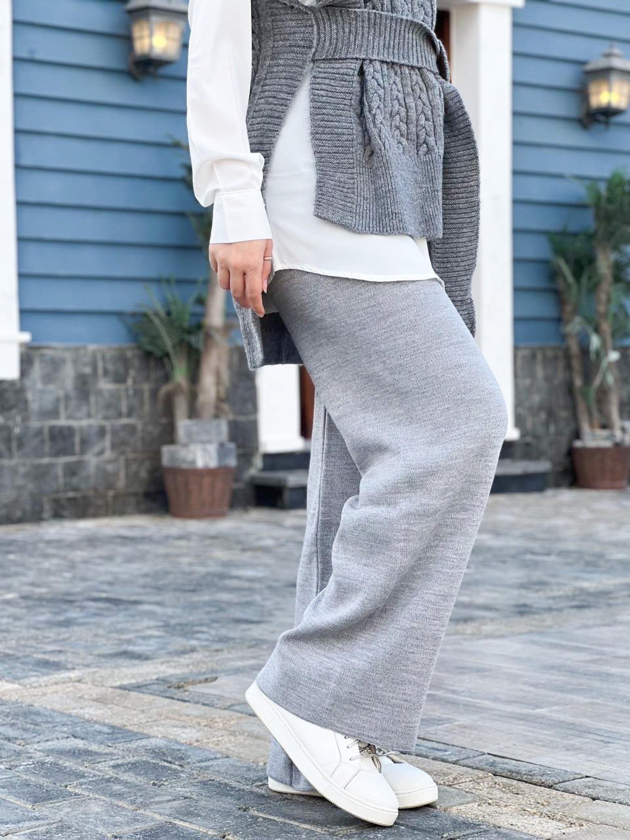 Wool Flow trousers