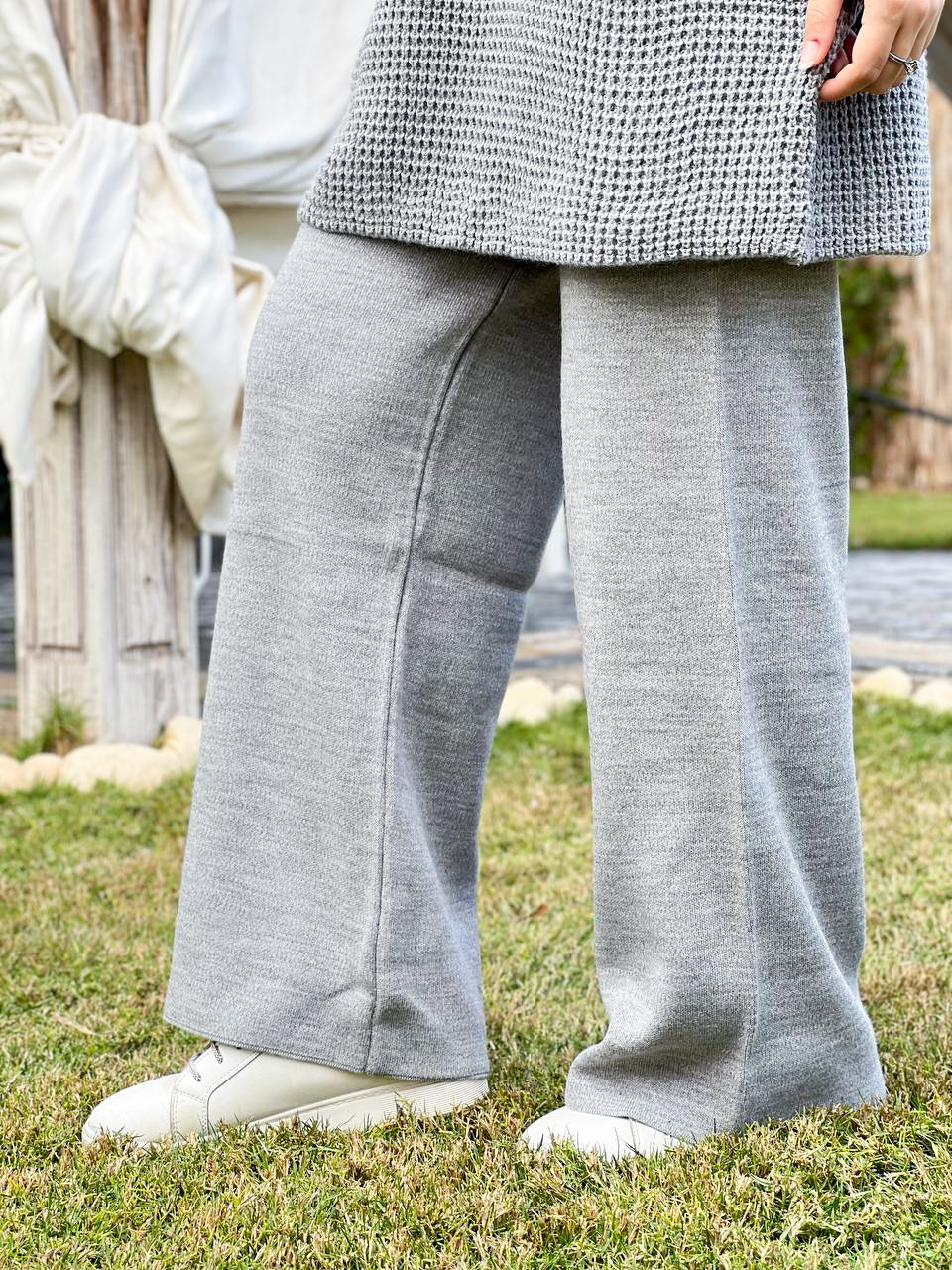 Wool Flow trousers