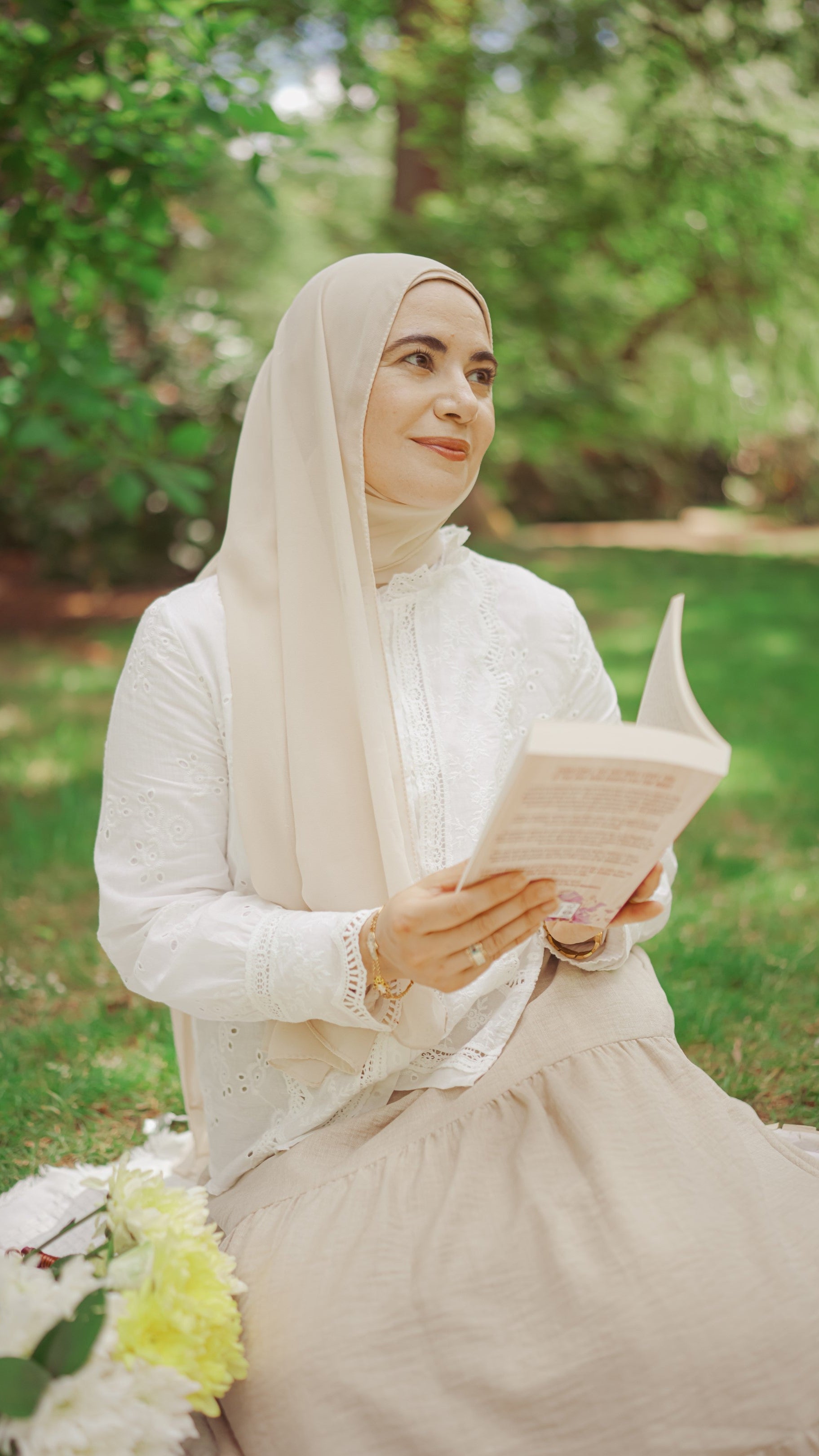 Lina Embroidered Blouse - Ivory