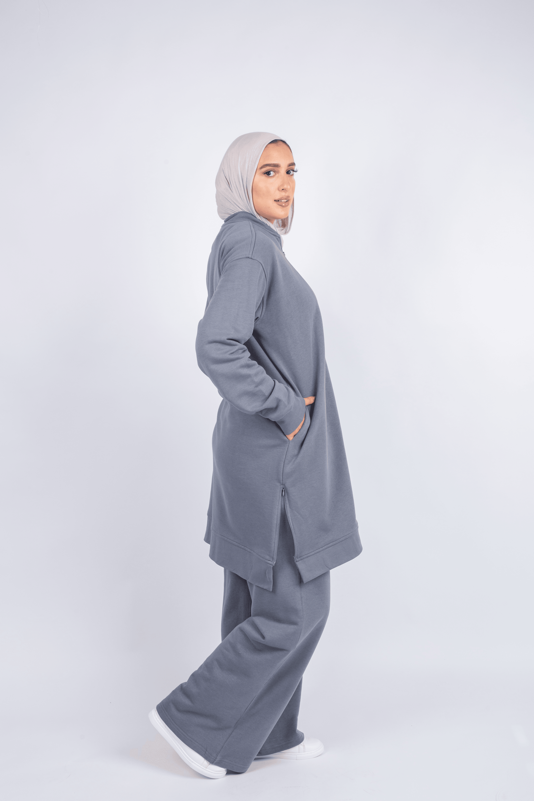 The Edge Active Set Charcoal8